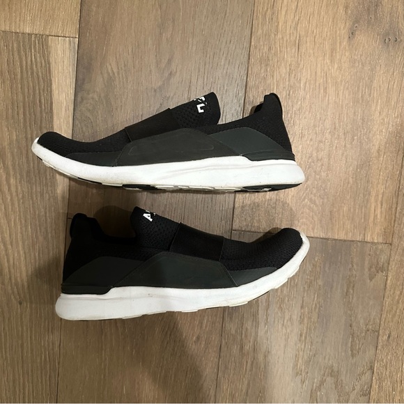 APL Women's TechLoom Bliss Black / Black / White Size 8.5 - Picture 4 of 6